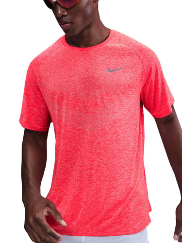 T-shirt Uomo Nike - T-Shirt Da Running A Manica Corta In Dri-Fit - Rosso