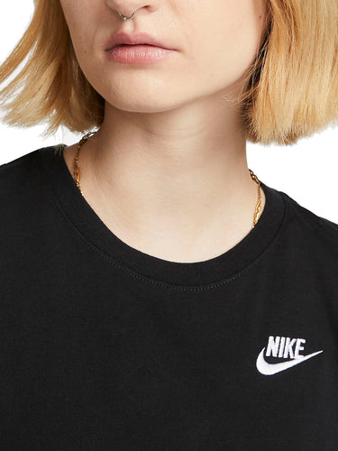 T-shirt Donna Nike - T-Shirt Sportswear Club Essentials - Nero