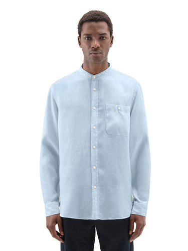 Camicie casual Uomo Woolrich - Camicia In Puro Lino Con Colletto Alla Coreana - Blu